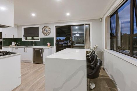 Photo of property in 37 Margaret Road, Papatoetoe, Auckland, 2025