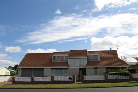 Photo of property in 114 Moa Road, Point Chevalier, Auckland, 1022