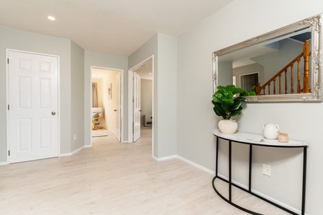 Photo of property in 138 Westchester Drive, Churton Park, Wellington, 6037