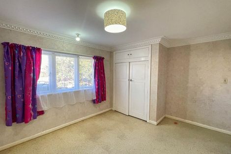 Photo of property in 18 Beaubank Road, Kelston, Auckland, 0602