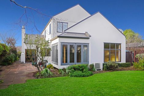 Photo of property in 105 Hawford Road, Opawa, Christchurch, 8023