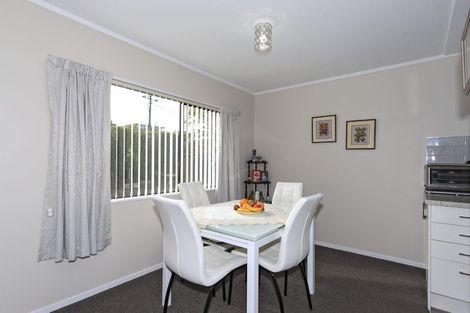 Photo of property in 2 Yatton Street, Greerton, Tauranga, 3112