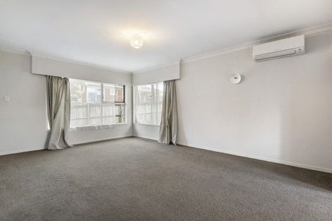 Photo of property in 11 Waitemata Road, Hauraki, Auckland, 0622