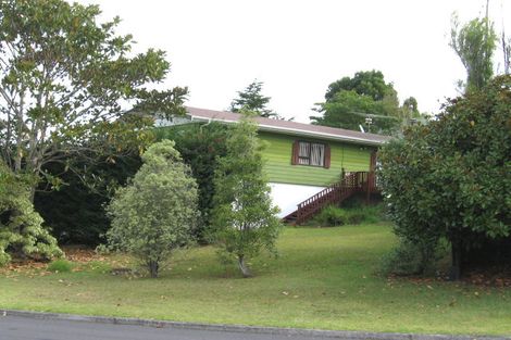 Photo of property in 4 Midgley Road, West Harbour, Auckland, 0618