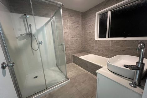 Photo of property in 26 Reelick Avenue, Pakuranga Heights, Auckland, 2010