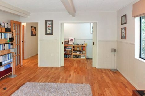 Photo of property in 25 Cousins Avenue East, Foxton Beach, Foxton, 4815