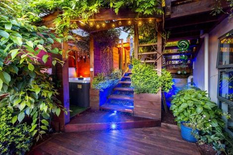 Photo of property in 8 Ronald Scott Grove, Riverstone Terraces, Upper Hutt, 5018