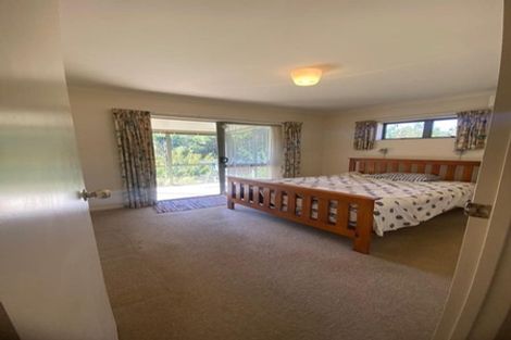 Photo of property in 10 Wheaton Place, Glen Eden, Auckland, 0602