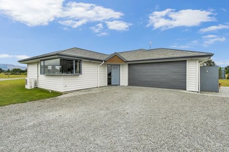 Photo of property in 2/340 Douglas Road, Amberley, 7482