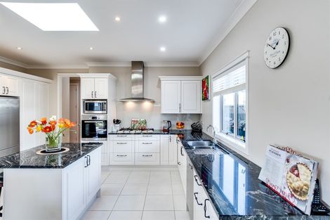 Photo of property in 3 Kapiti Drive, Poraiti, Napier, 4112