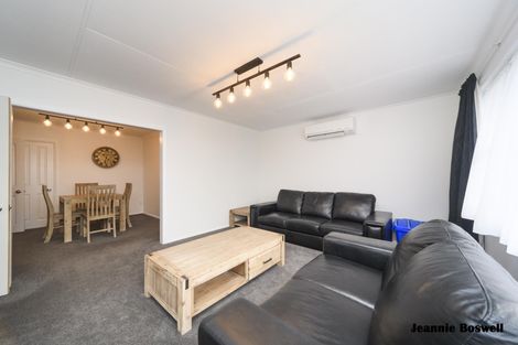 Photo of property in 40 Ruamahanga Crescent, Terrace End, Palmerston North, 4410