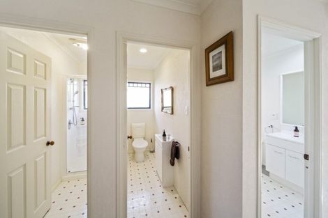 Photo of property in 6a Ashmore Drive, Frankleigh Park, New Plymouth, 4310