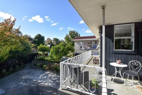 Photo of property in 2 Rahiwi Place, Lansdowne, Masterton, 5810