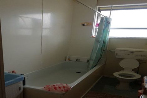 Photo of property in 2/4 Rodney Street, Waiwhetu, Lower Hutt, 5010