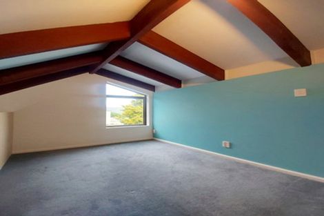 Photo of property in 210 Major Hornbrook Road, Mount Pleasant, Christchurch, 8081