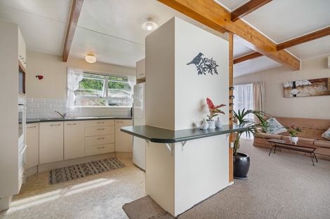 Photo of property in 165 Oakura Road, Oakura, Hikurangi, 0184