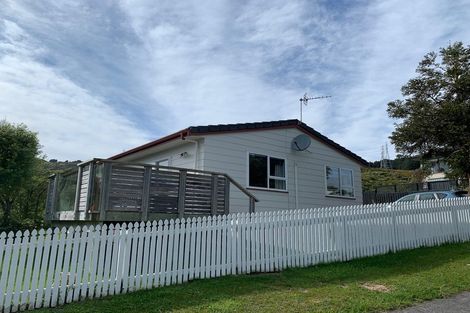 Photo of property in 25 Nassau Avenue, Grenada North, Wellington, 5028