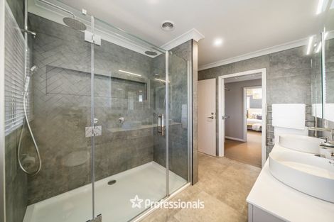 Photo of property in 14 Ronald Scott Grove, Riverstone Terraces, Upper Hutt, 5018