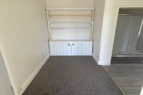 Photo of property in 22 Lawrence Street, Newtown, Wellington, 6021