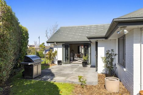 Photo of property in 17 Glencullen Drive, Casebrook, Christchurch, 8051