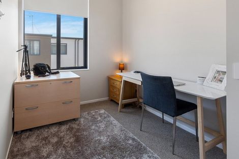 Photo of property in 27 Tahuhu Road, Mount Wellington, Auckland, 1062