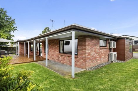 Photo of property in 5 Esmeralda Street, Welcome Bay, Tauranga, 3112