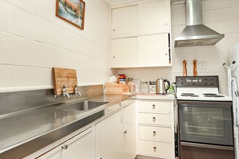 Photo of property in 3/301 Lyndon Road West, Hastings, 4122