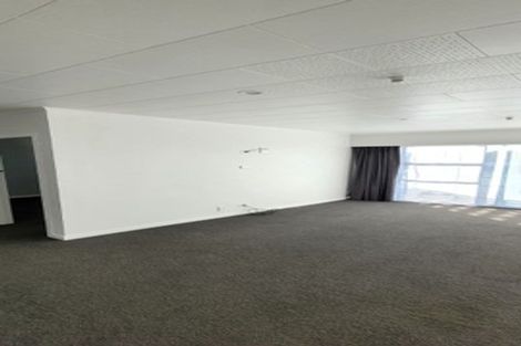Photo of property in 76b Eliot Street, New Plymouth, 4310