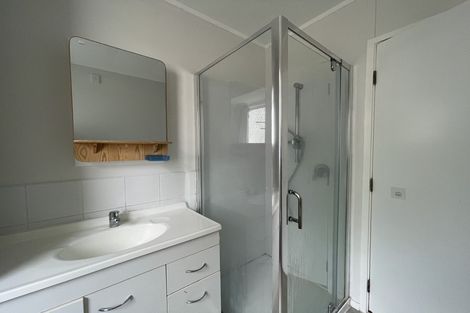 Photo of property in 14 Erica Road, Sunnynook, Auckland, 0620