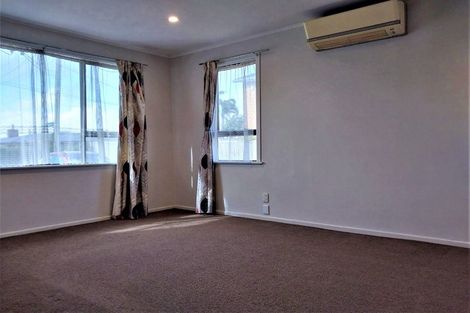 Photo of property in 21 Rogers Road, Manurewa, Auckland, 2102