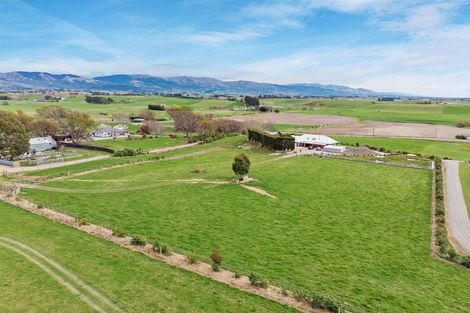 Photo of property in 308 Timaru Road, Waimate, 7978