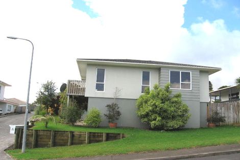 Photo of property in 37 Sungrove Rise, Sunnyvale, Auckland, 0612