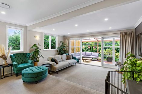 Photo of property in 4b Lancaster Road, Beach Haven, Auckland, 0626