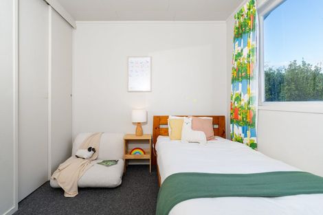 Photo of property in 6 Manukau Road, Raglan, 3225