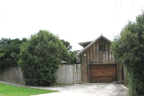 Photo of property in 2 Miro Road, Palm Beach, Waiheke Island, 1081