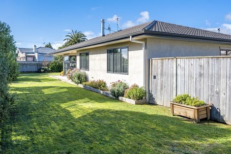 Photo of property in 2 Belle Maison Court, Levin, 5510