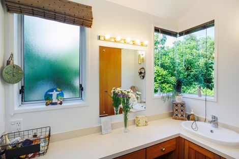 Photo of property in 23 Chilton Grove, Hokowhitu, Palmerston North, 4410