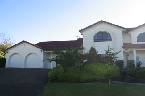 Photo of property in 16 Searidge Rise, West Harbour, Auckland, 0618