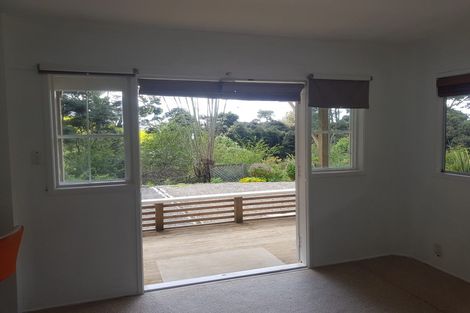 Photo of property in 18 Crows Road, Swanson, Auckland, 0614