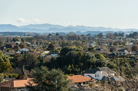 Photo of property in 187 Cambridge Road, Bethlehem, Tauranga, 3110