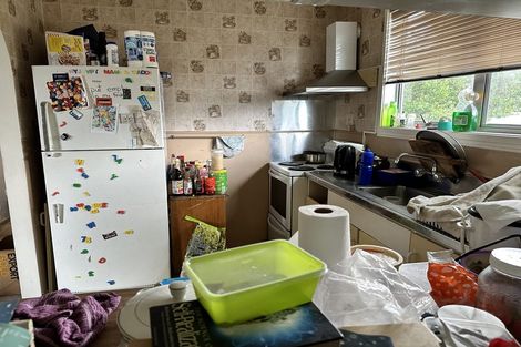 Photo of property in 51 Bodi Place, Te Atatu South, Auckland, 0610