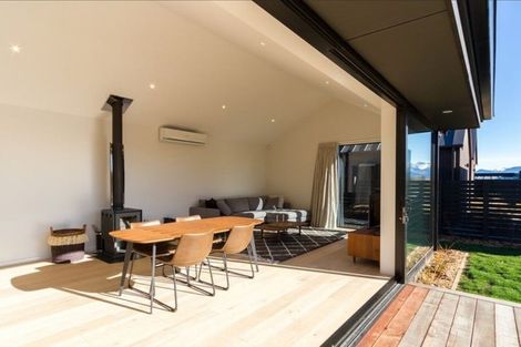 Photo of property in 4 Parera Lane, Jacks Point, Queenstown, 9371