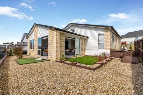 Photo of property in 16 Kiwa Crescent, Gulf Harbour, Whangaparaoa, 0930