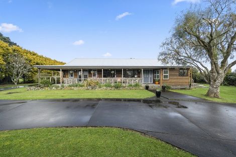 Photo of property in 8a Carthew Street, Okato, 4335