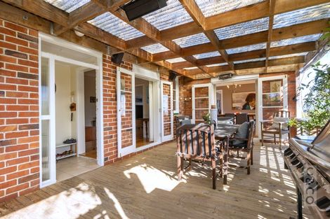 Photo of property in 16 Karaka Street, Helensville, 0800