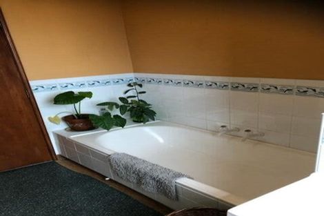 Photo of property in 21 Siska Place, Upper Riccarton, Christchurch, 8041