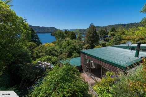 Photo of property in 50 Okareka Loop Road, Lake Okareka, Rotorua, 3076