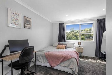 Photo of property in 107 Kenmore Street, Newlands, Wellington, 6037