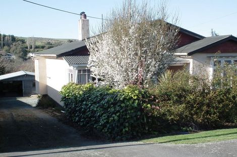 Photo of property in 9 Kelvin Street, South Hill, Oamaru, 9400