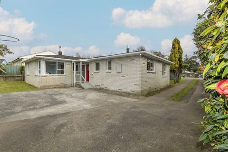Photo of property in 120 Alexander Road, Raumati Beach, Paraparaumu, 5032